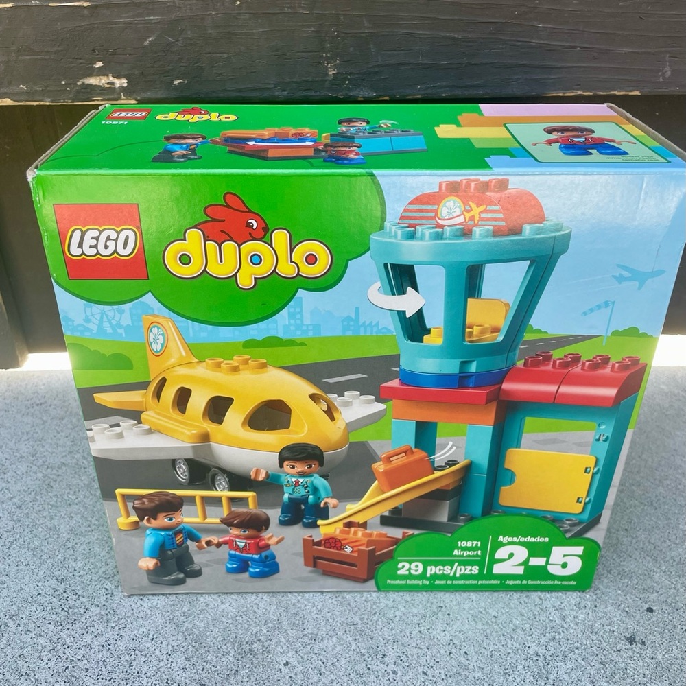 Lego Duplo *New in Box* Town Airport Building Blocks (10871) Retired Rare Model